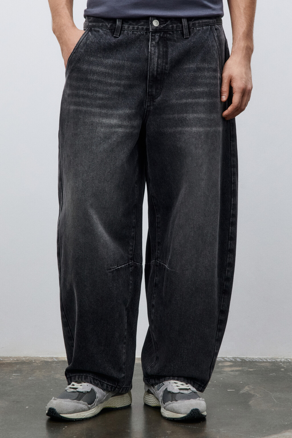 Джинсы baggy fit с потертостями - цвет серый - 2