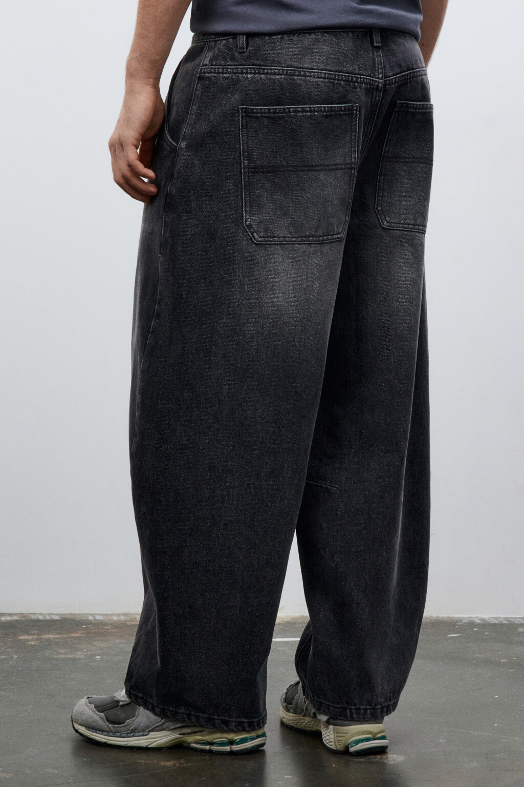 Джинсы baggy fit с потертостями - цвет серый - 3