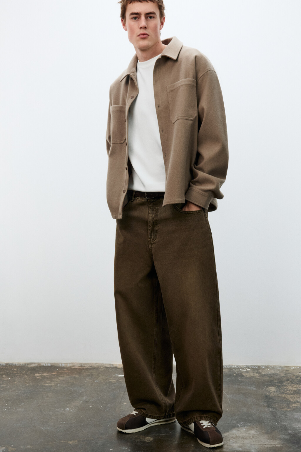 Джинсы baggy fit со средней посадкой - цвет коричневый - 1