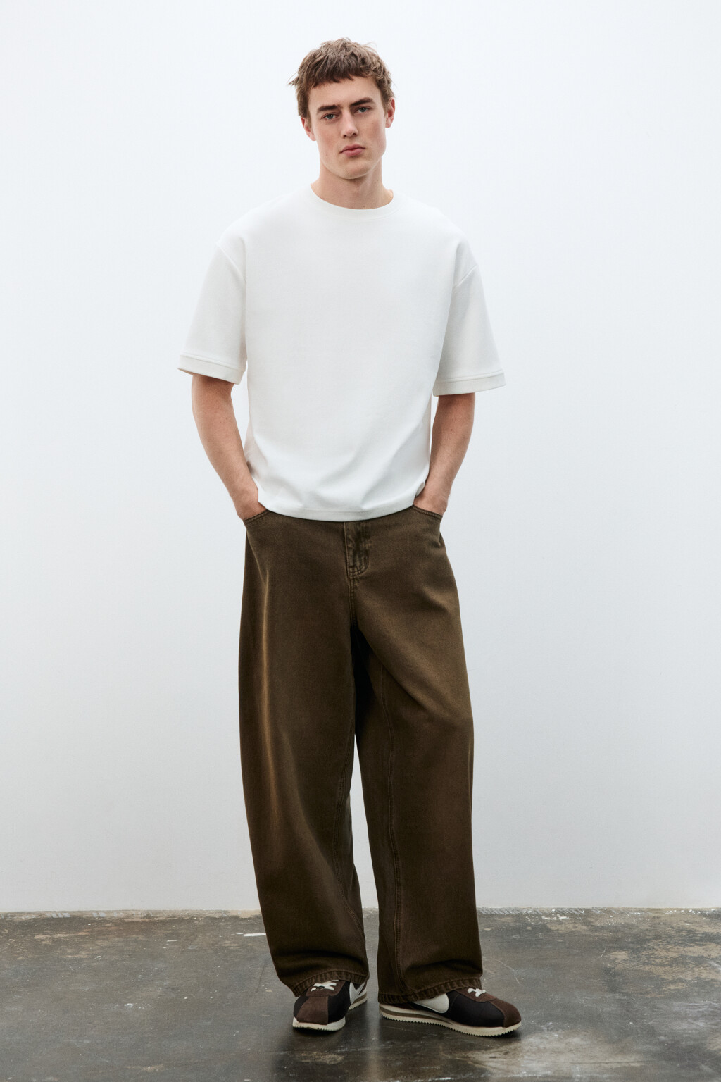 Джинсы baggy fit со средней посадкой - цвет коричневый - 4