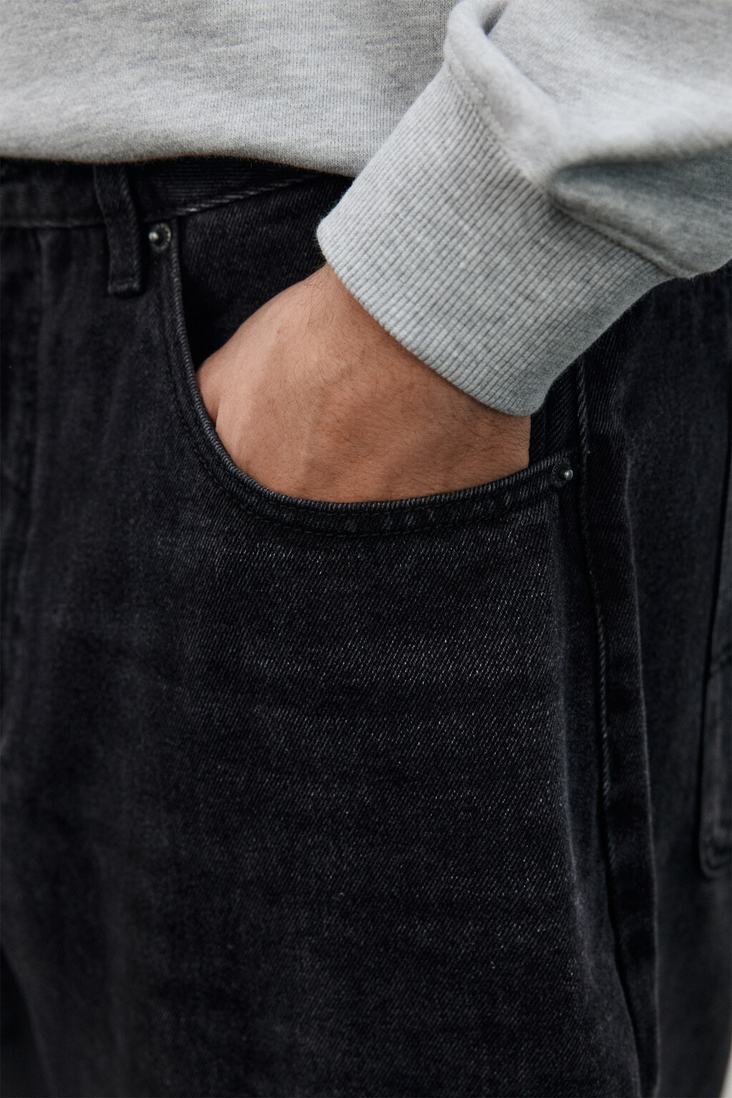 Джинсы baggy fit со средней посадкой - цвет черный - 6