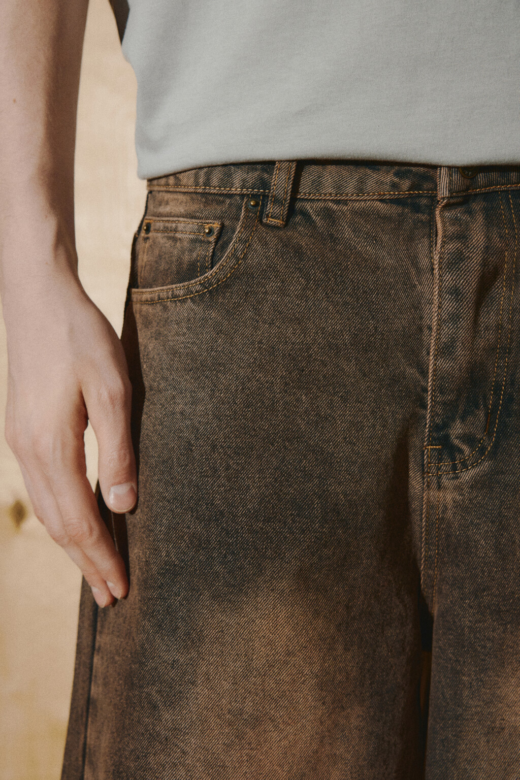 Джинсы barrel fit со средней посадкой вареные - цвет коричневый - 6