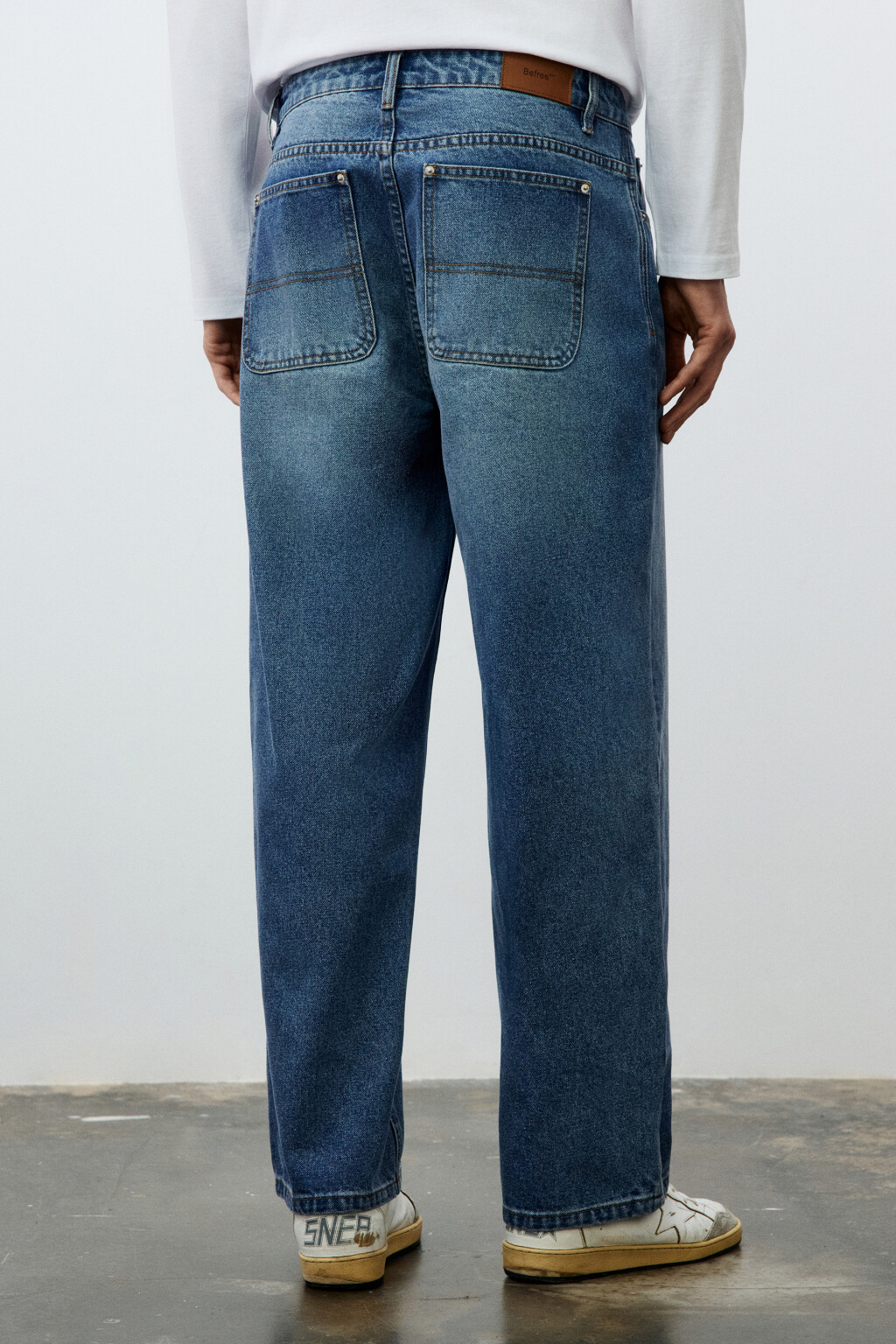 Джинсы straight fit со средней посадкой - цвет голубой - 3