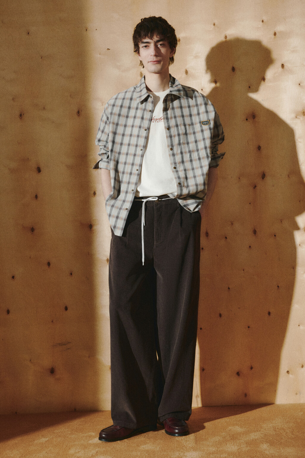 Рубашка хлопковая клетчатая с вышивкой - цвет серый - 5