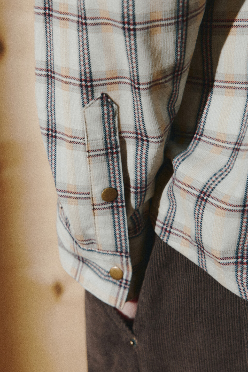 Рубашка хлопковая клетчатая с вышивкой - цвет серый - 8