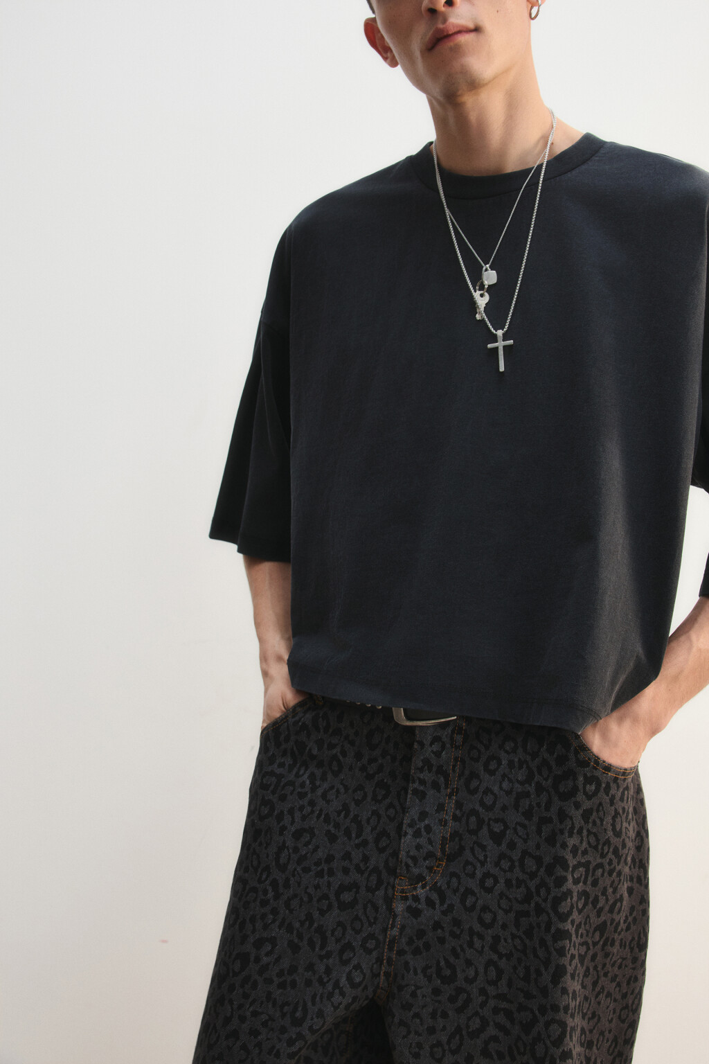 Футболка хлопковая укороченная - цвет черный - 1