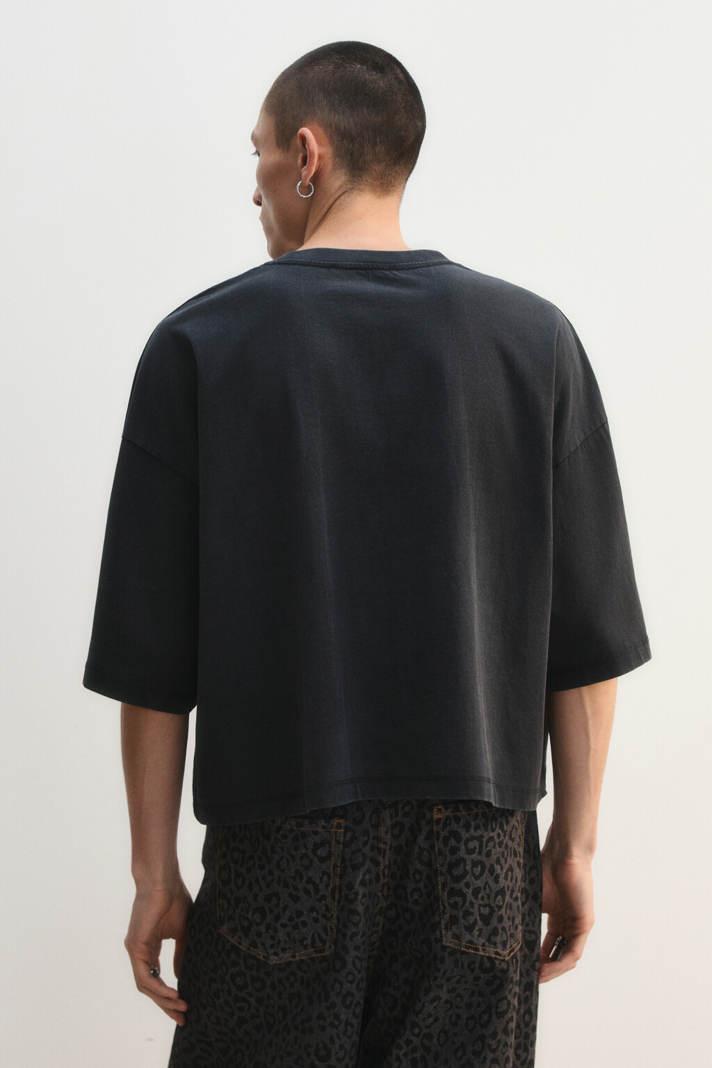 Футболка хлопковая укороченная - цвет черный - 4