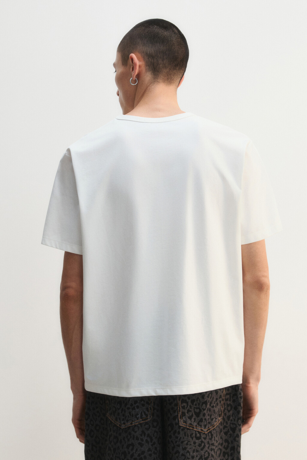 Футболка базовая - цвет белый - 4