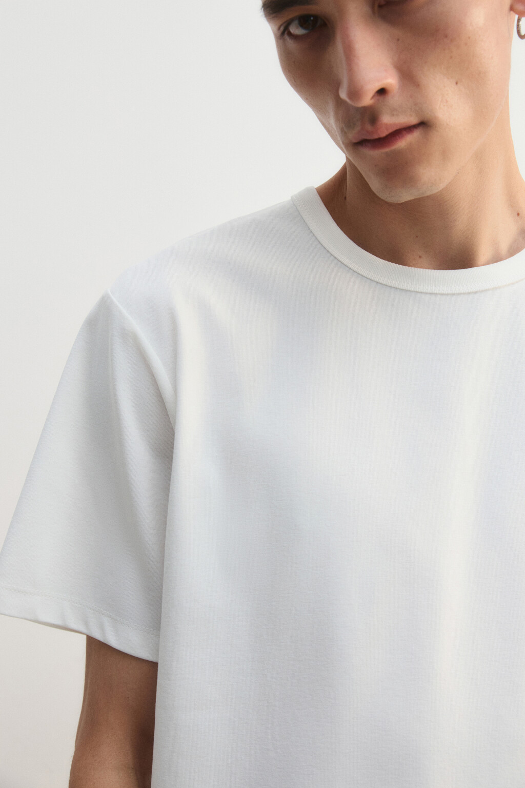 Футболка базовая - цвет белый - 6