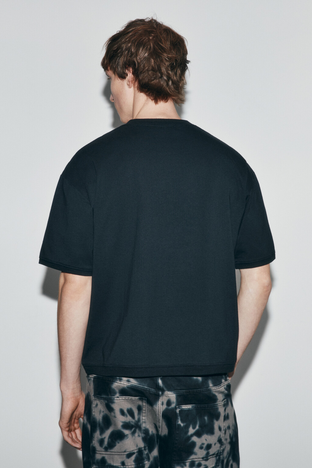 Футболка хлопковая с вареным эффектом - цвет черный - 4