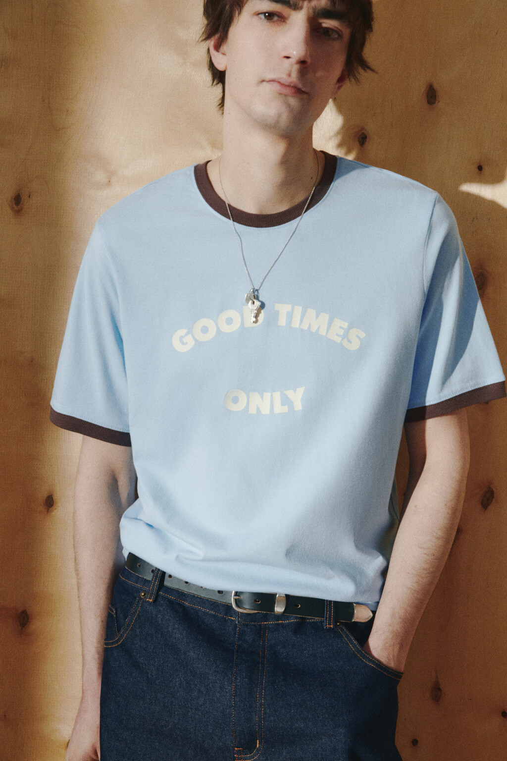 Футболка с принтом и контрастной окантовкой - цвет голубой - 2