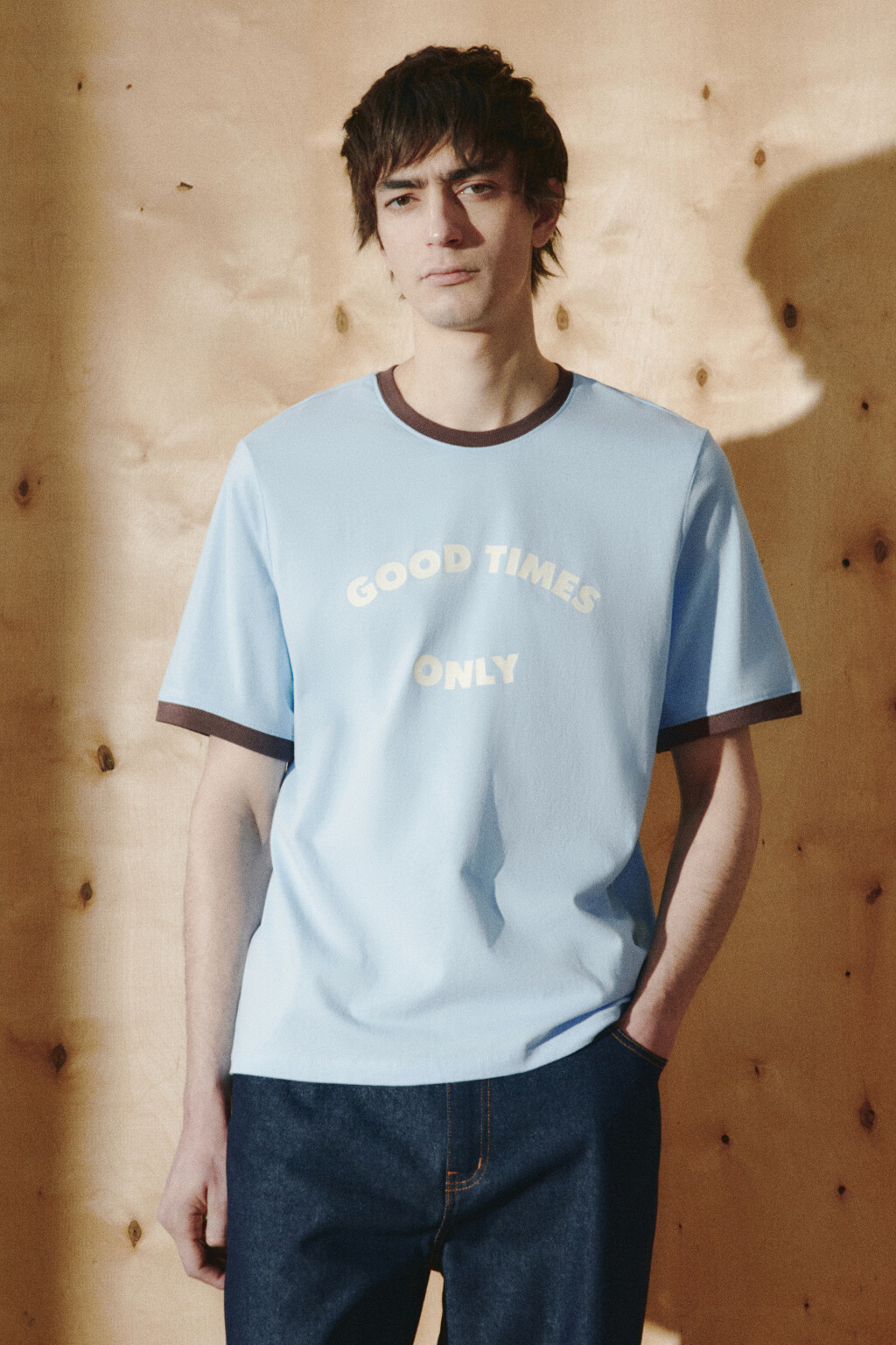 Футболка с принтом и контрастной окантовкой - цвет голубой - 3