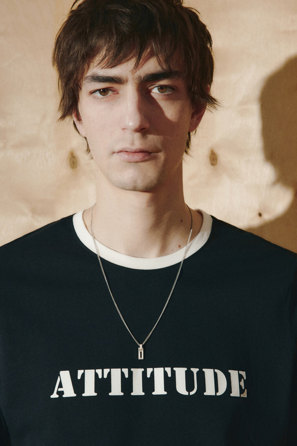 Футболка с принтом и контрастной окантовкой - цвет черный - 5