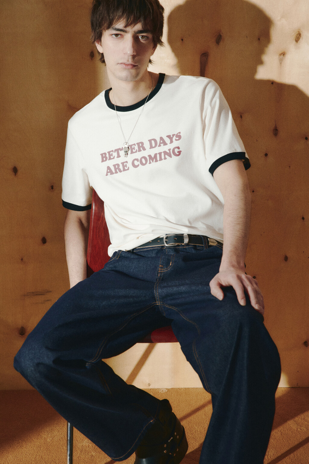 Футболка с принтом и контрастной окантовкой - цвет белый - 1