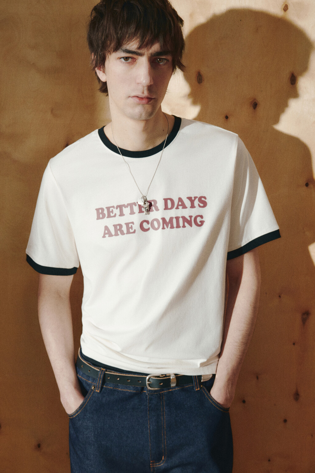 Футболка с принтом и контрастной окантовкой - цвет белый - 2