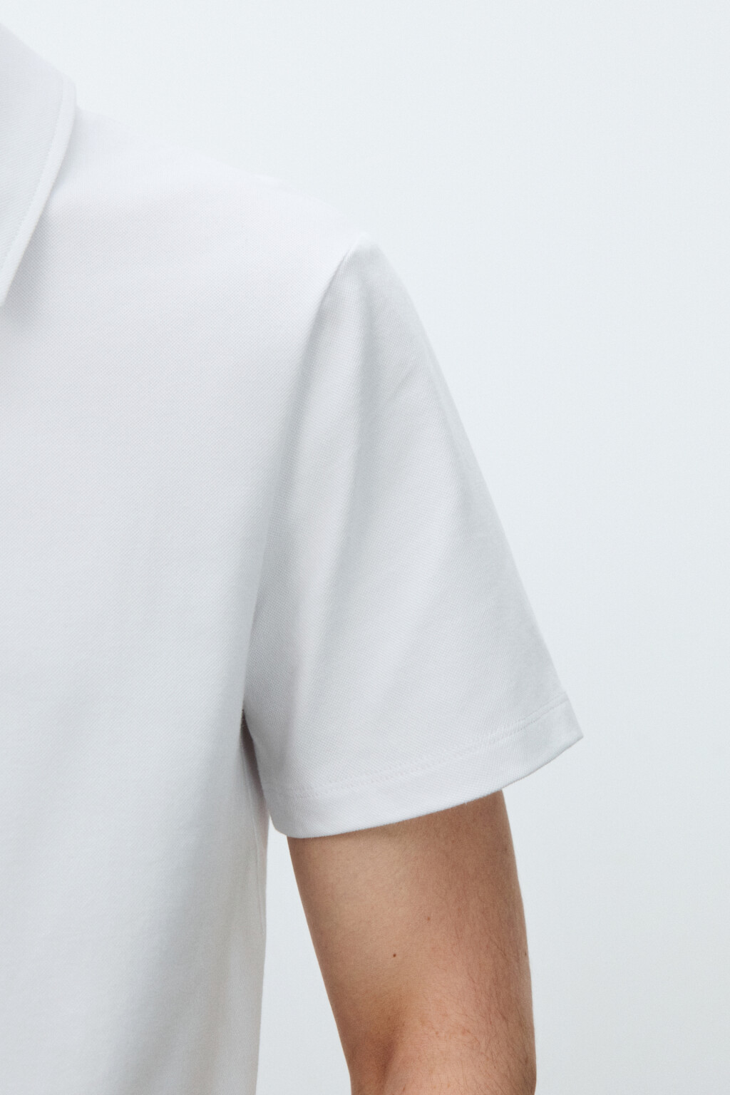 Футболка-поло прямого кроя - цвет белый - 6