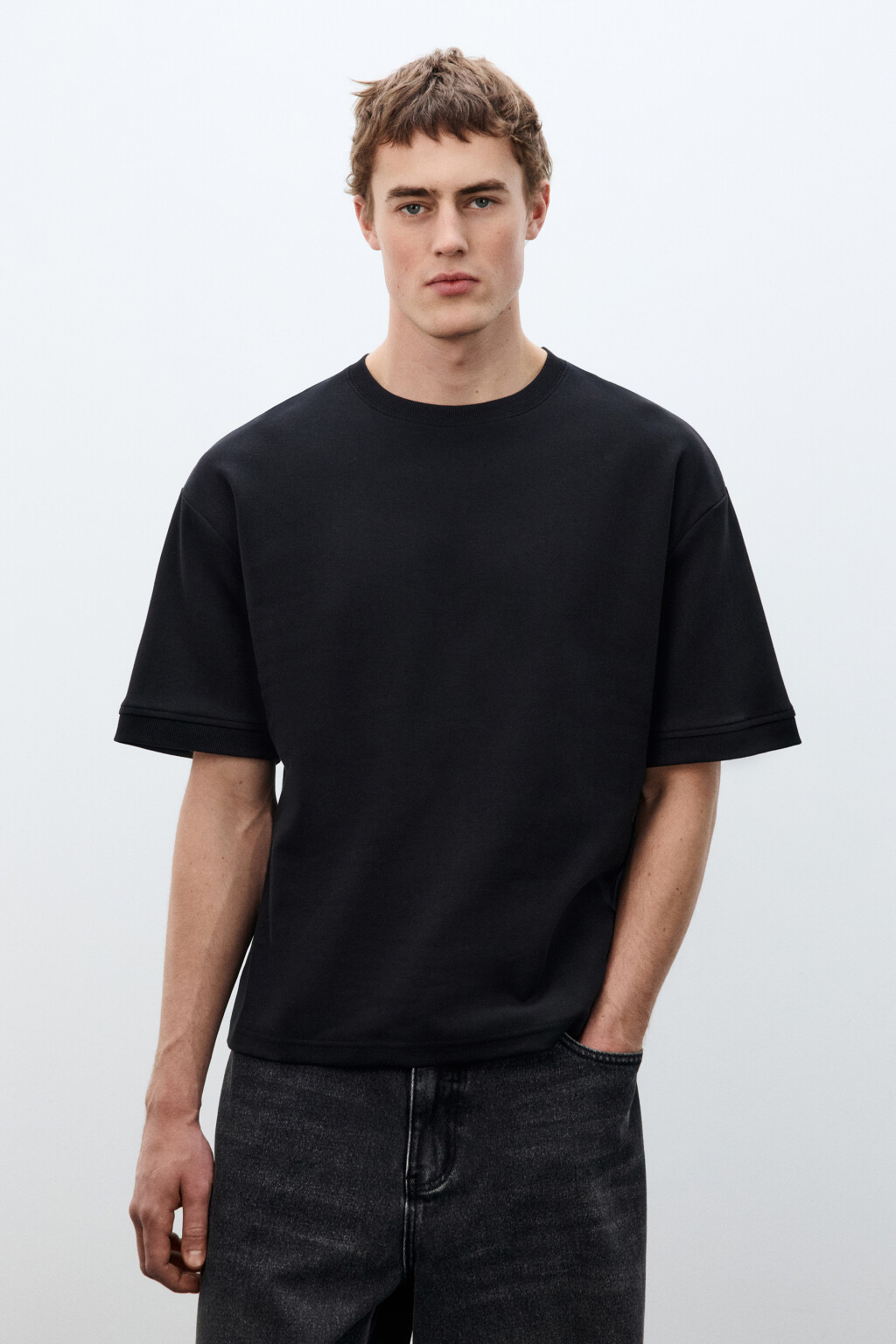 Футболка плотная с подворотами - цвет черный - 2