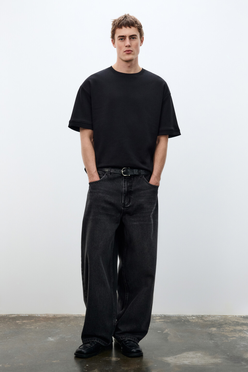 Футболка плотная с подворотами - цвет черный - 4