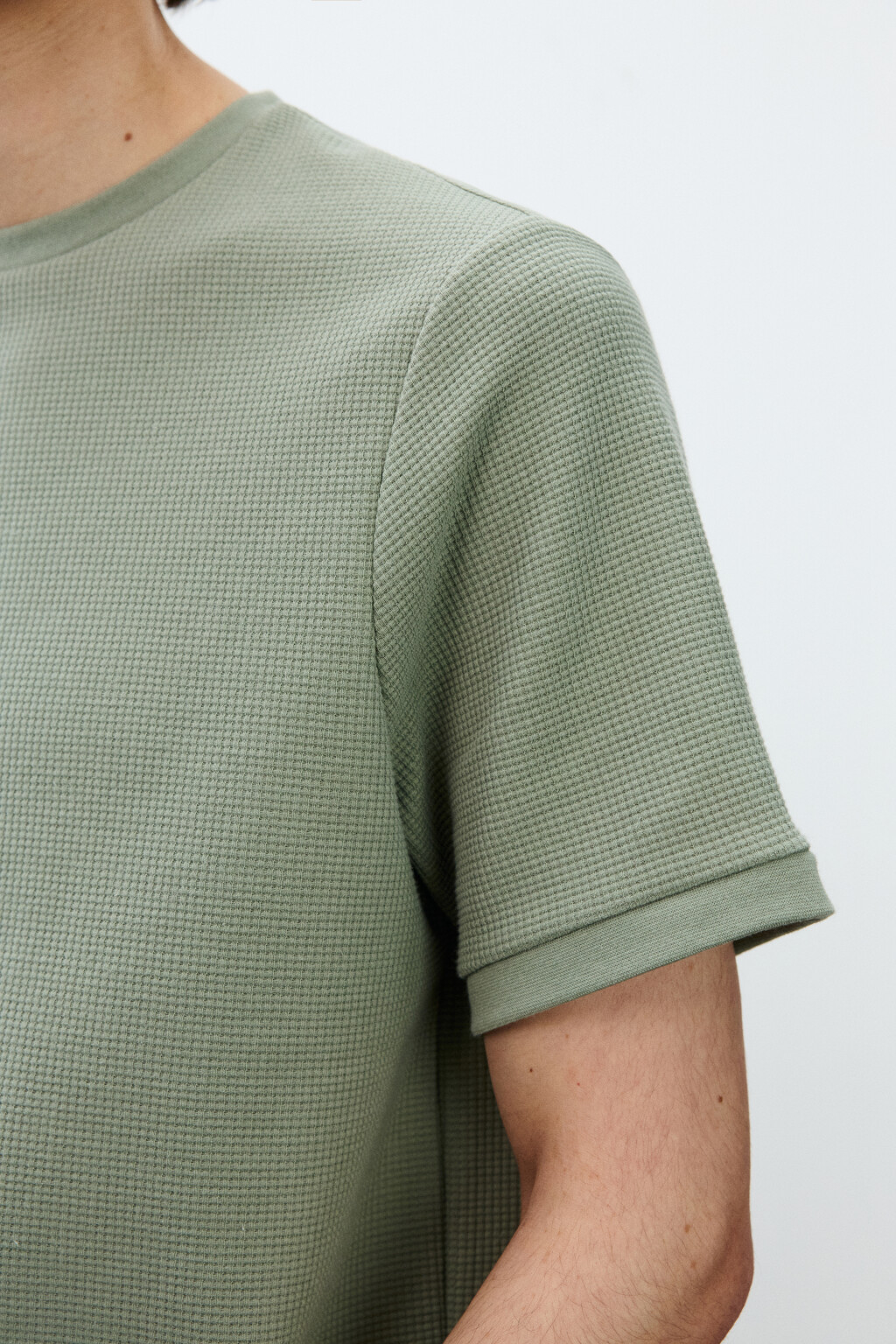 Футболка прямая с вафельной фактурой - цвет зеленый - 6