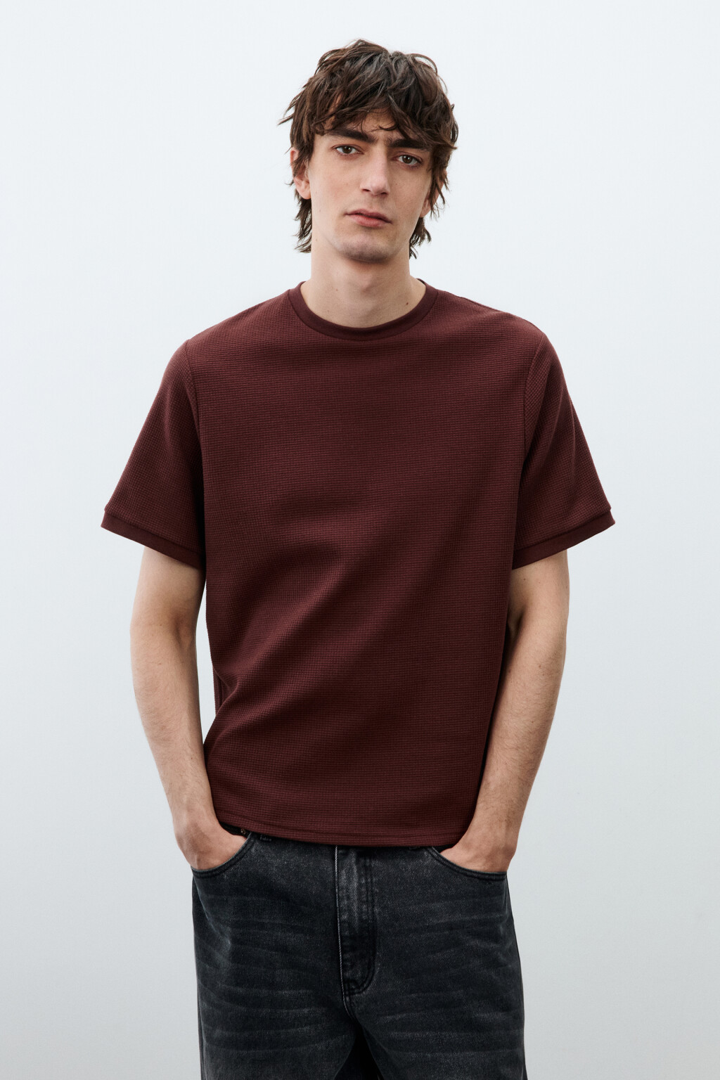 Футболка прямая с вафельной фактурой - цвет коричневый - 3