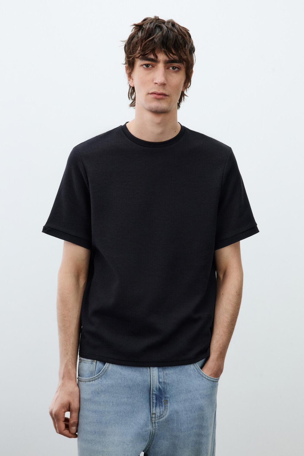 Футболка прямая с вафельной фактурой - цвет черный - 3