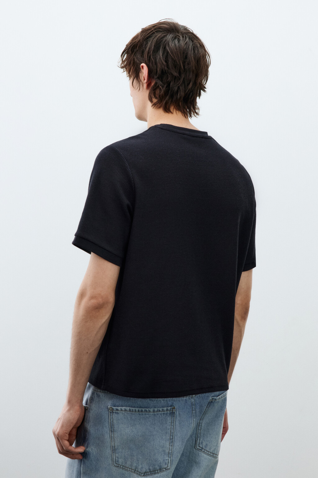 Футболка прямая с вафельной фактурой - цвет черный - 4