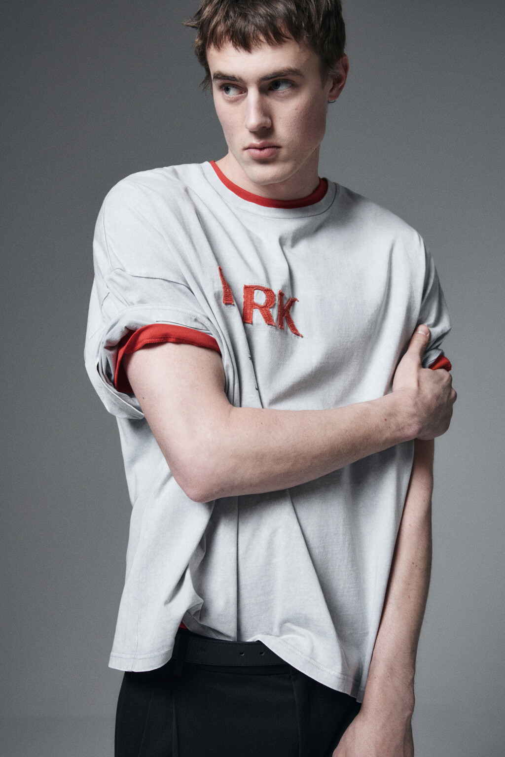 Футболка хлопковая оверсайз с принтом - цвет серый - 1