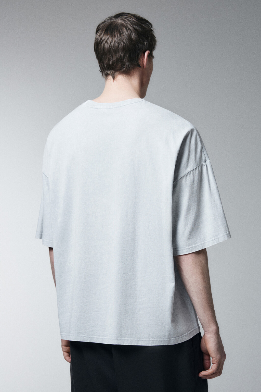 Футболка хлопковая оверсайз с принтом - цвет серый - 4