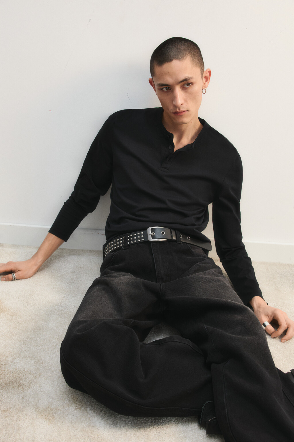 Лонгслив хенли приталенный - цвет черный - 1