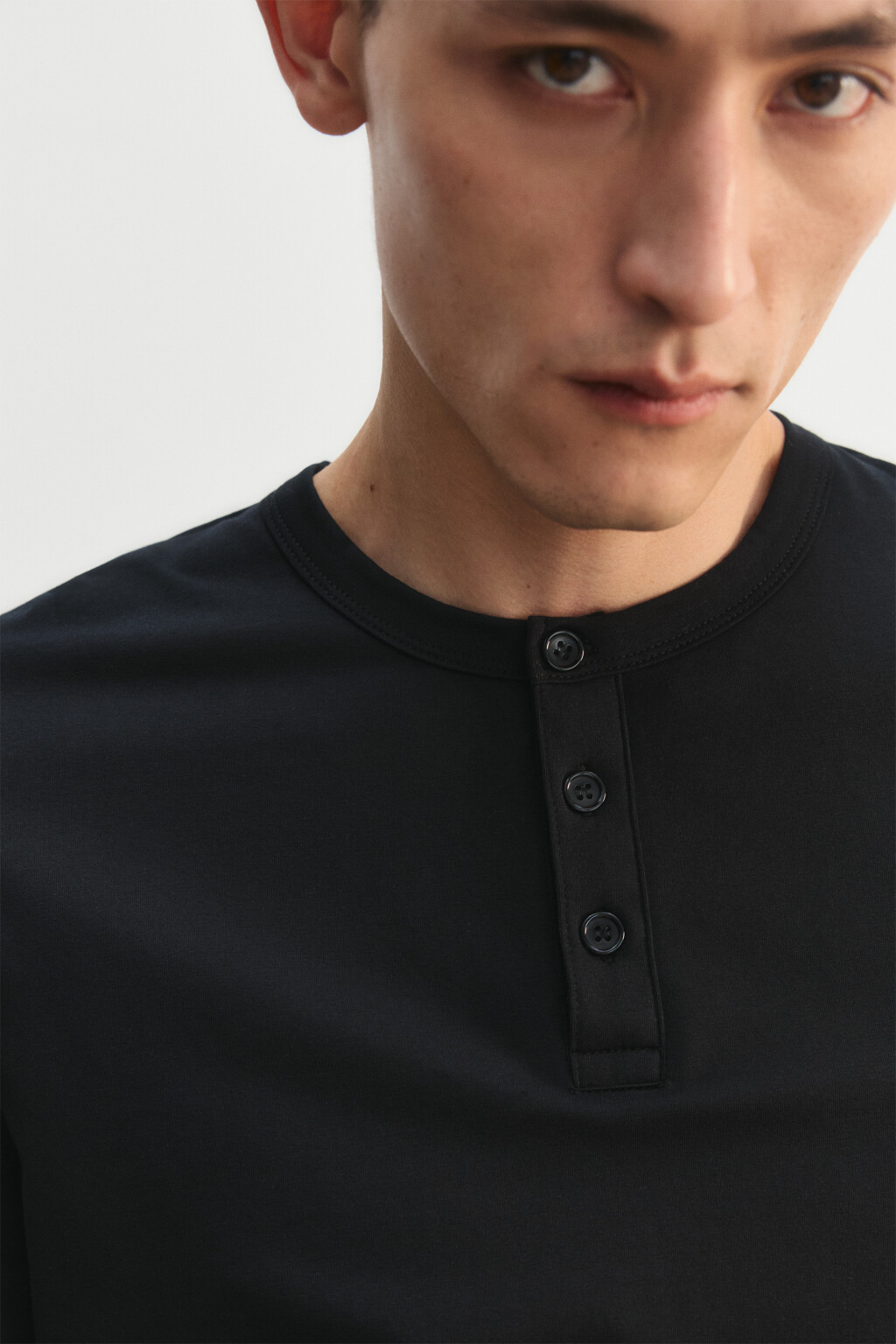 Лонгслив хенли приталенный - цвет черный - 7