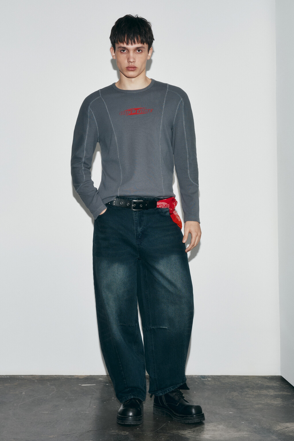 Лонгслив облегающий в рубчик с вареным эффектом - цвет серый - 4