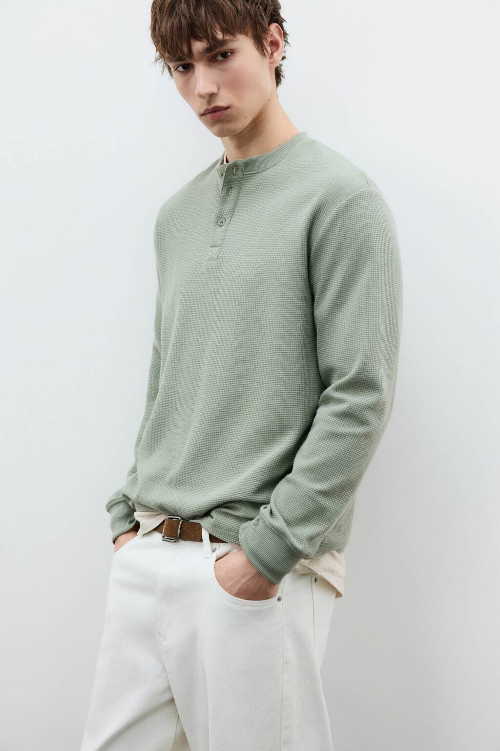 Лонгслив хенли трикотажный на пуговицах - цвет зеленый - 2