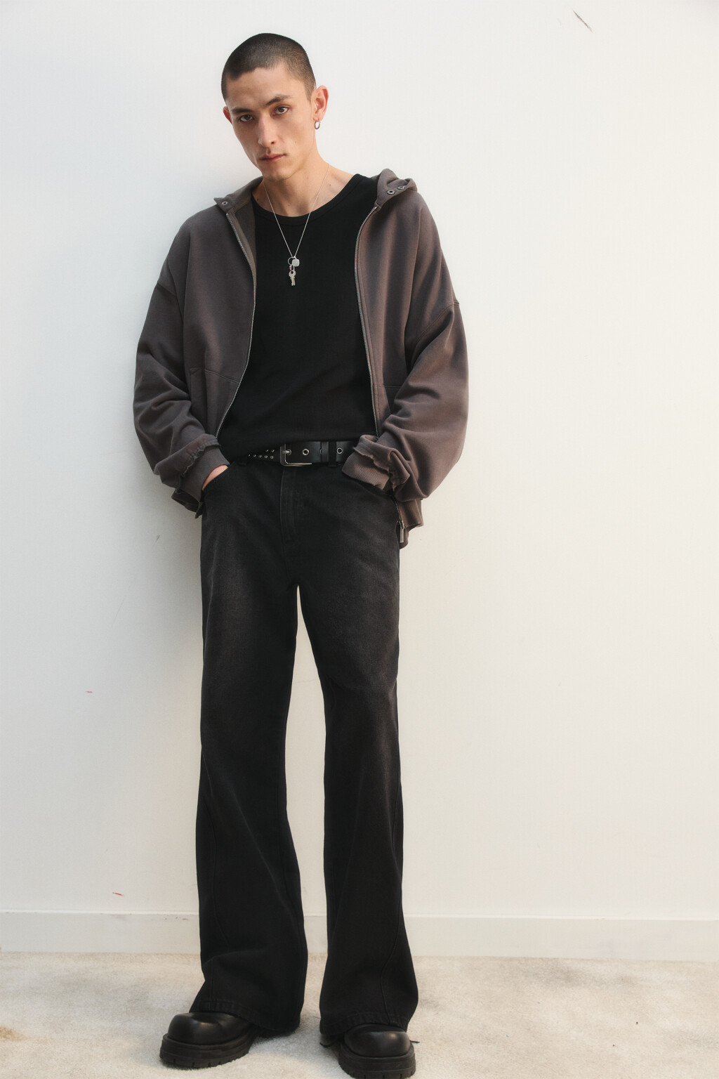 Худи-зипка из футера с вареным эффектом - цвет серый - 2