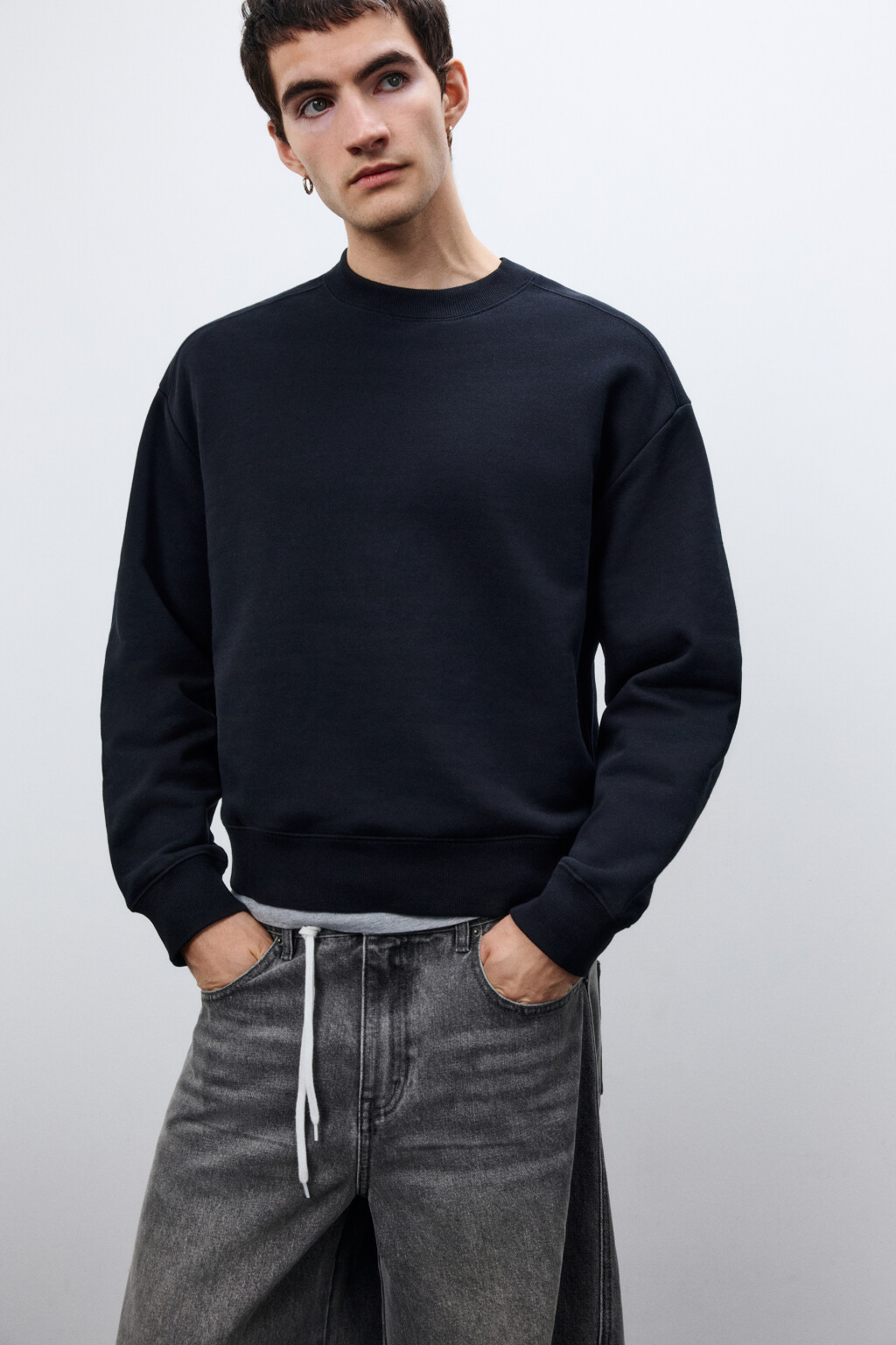 Свитшот базовый утепленный - цвет черный - 2