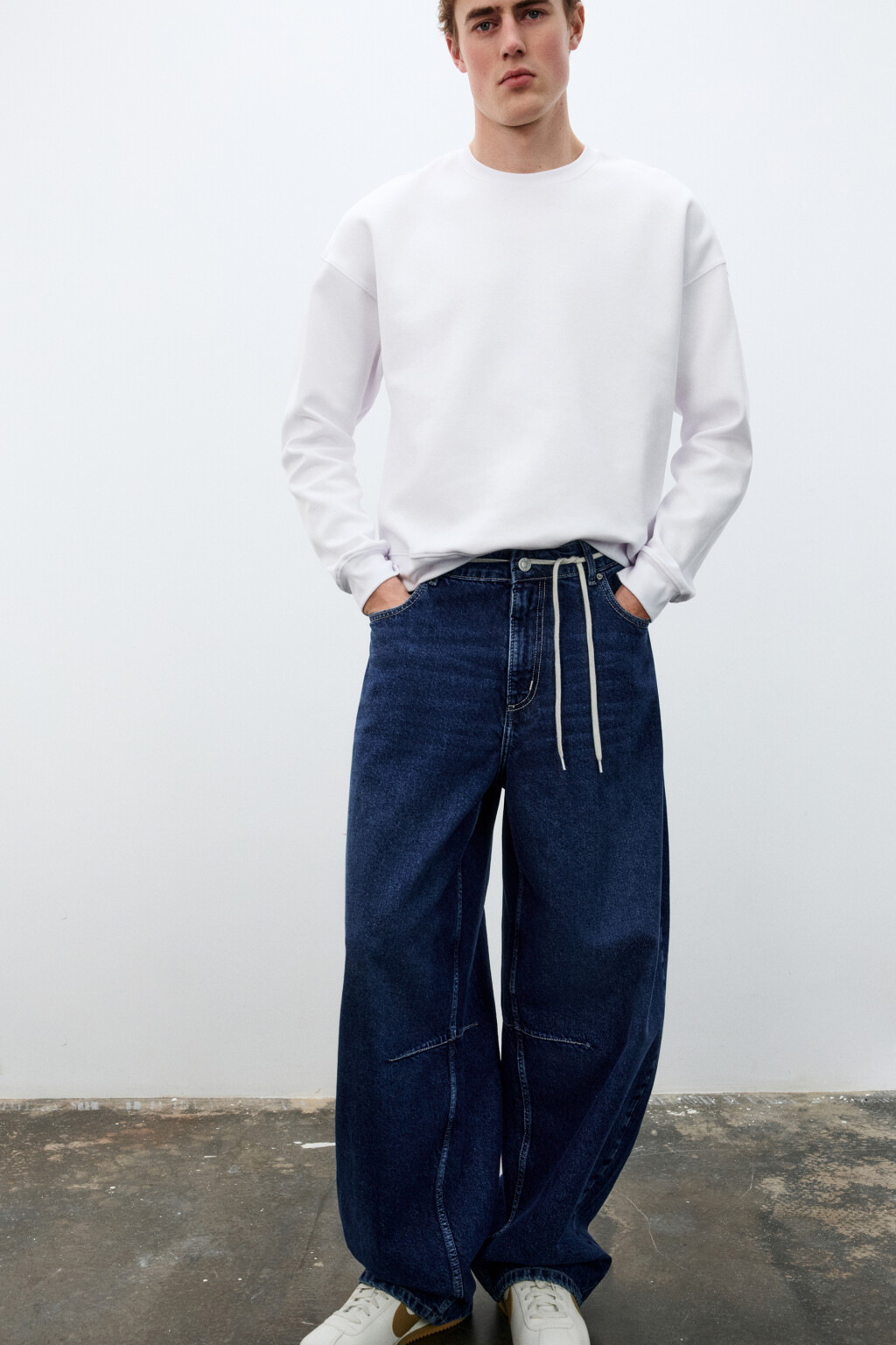 Свитшот базовый удлиненный - цвет белый - 2