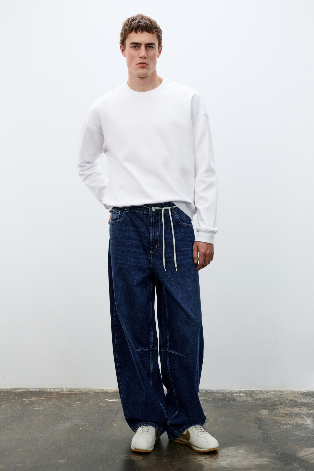 Свитшот базовый удлиненный - цвет белый - 5