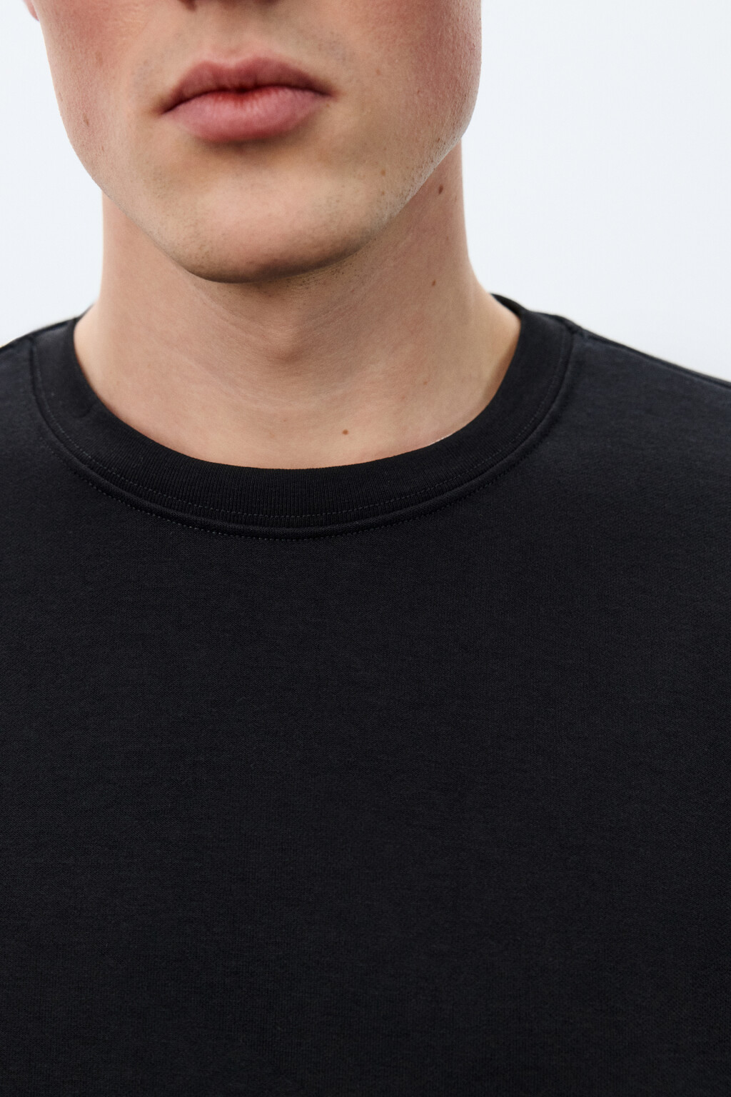 Свитшот базовый удлиненный - цвет черный - 5