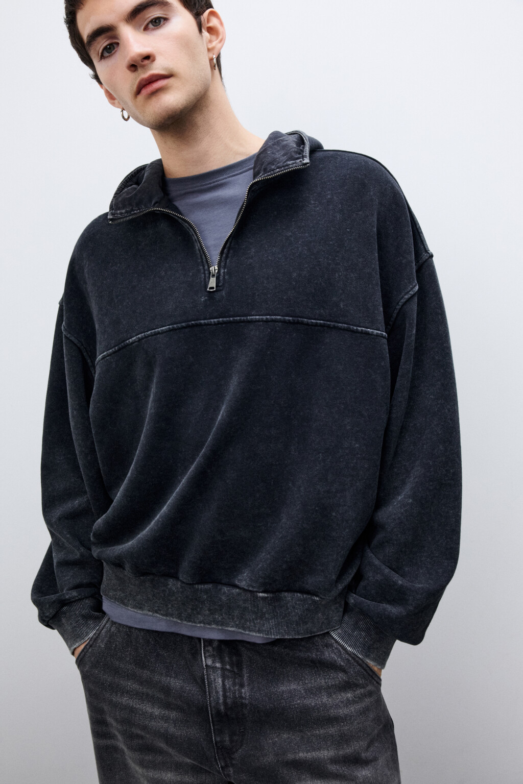 Худи с вареным эффектом и молнией на груди - цвет серый - 1