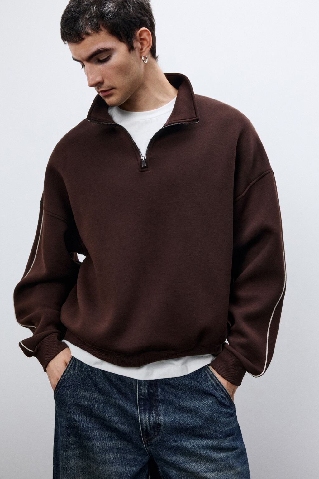 Джемпер с молнией на груди - цвет коричневый - 1
