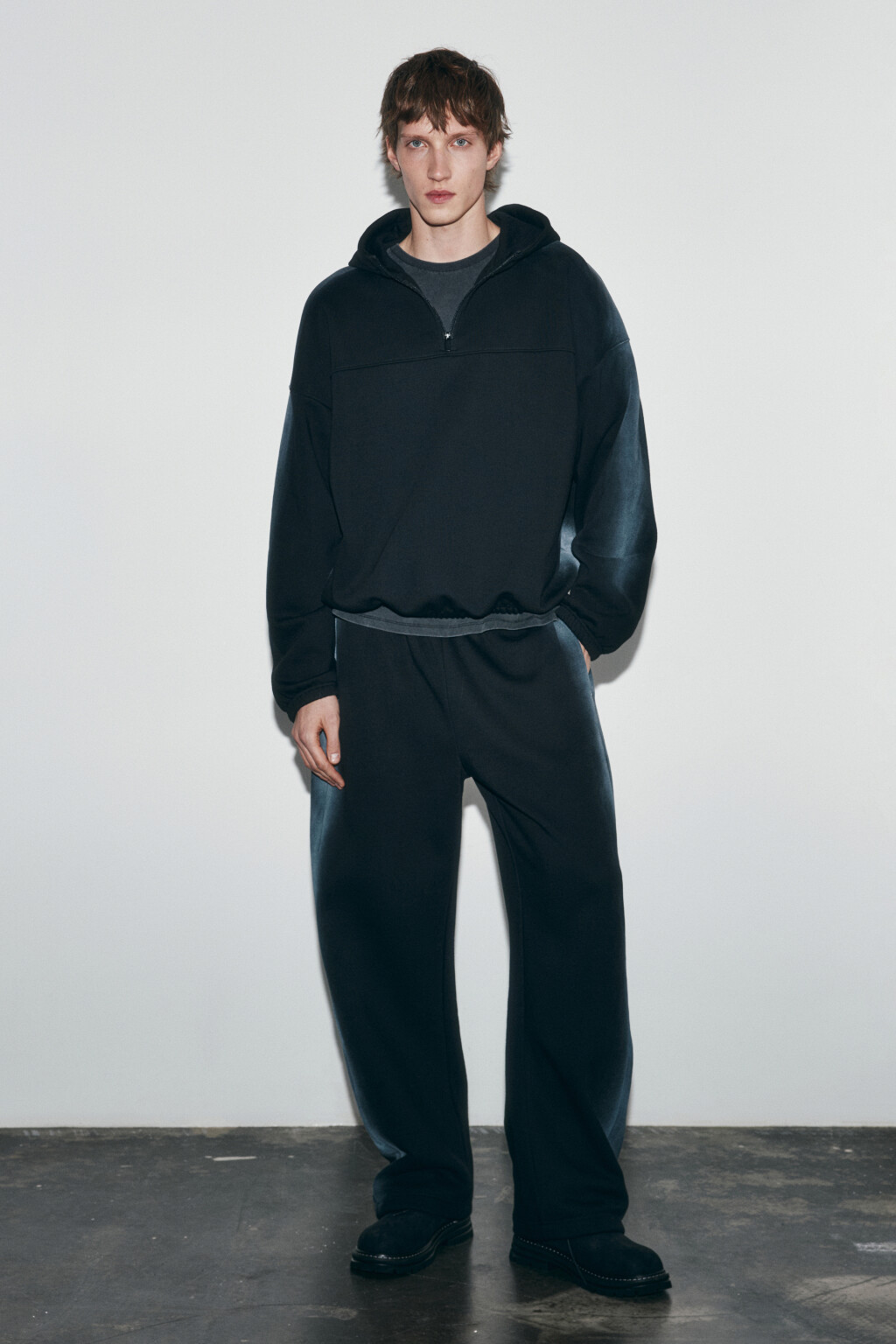 Худи oversize с вареным эффектом - цвет черный - 4