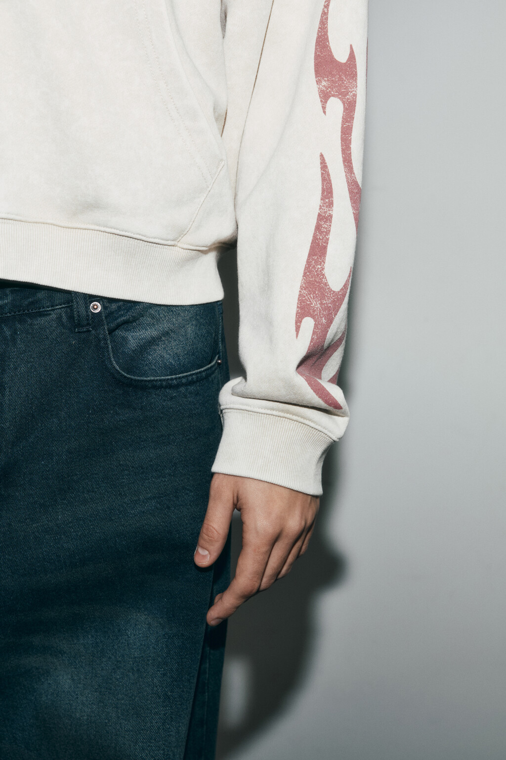 Худи-зипка оверсайз флисовая с принтом - цвет бежевый - 7