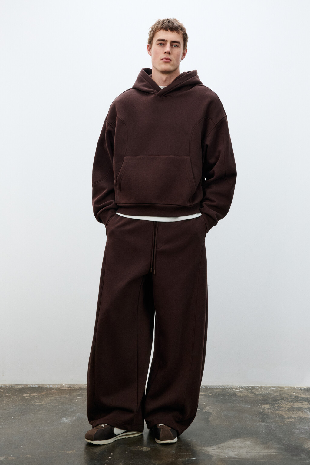 Худи базовая утепленная с капюшоном - цвет коричневый - 4