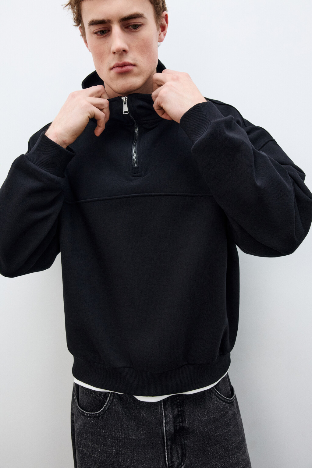 Худи из футера с молнией на груди - цвет черный - 2