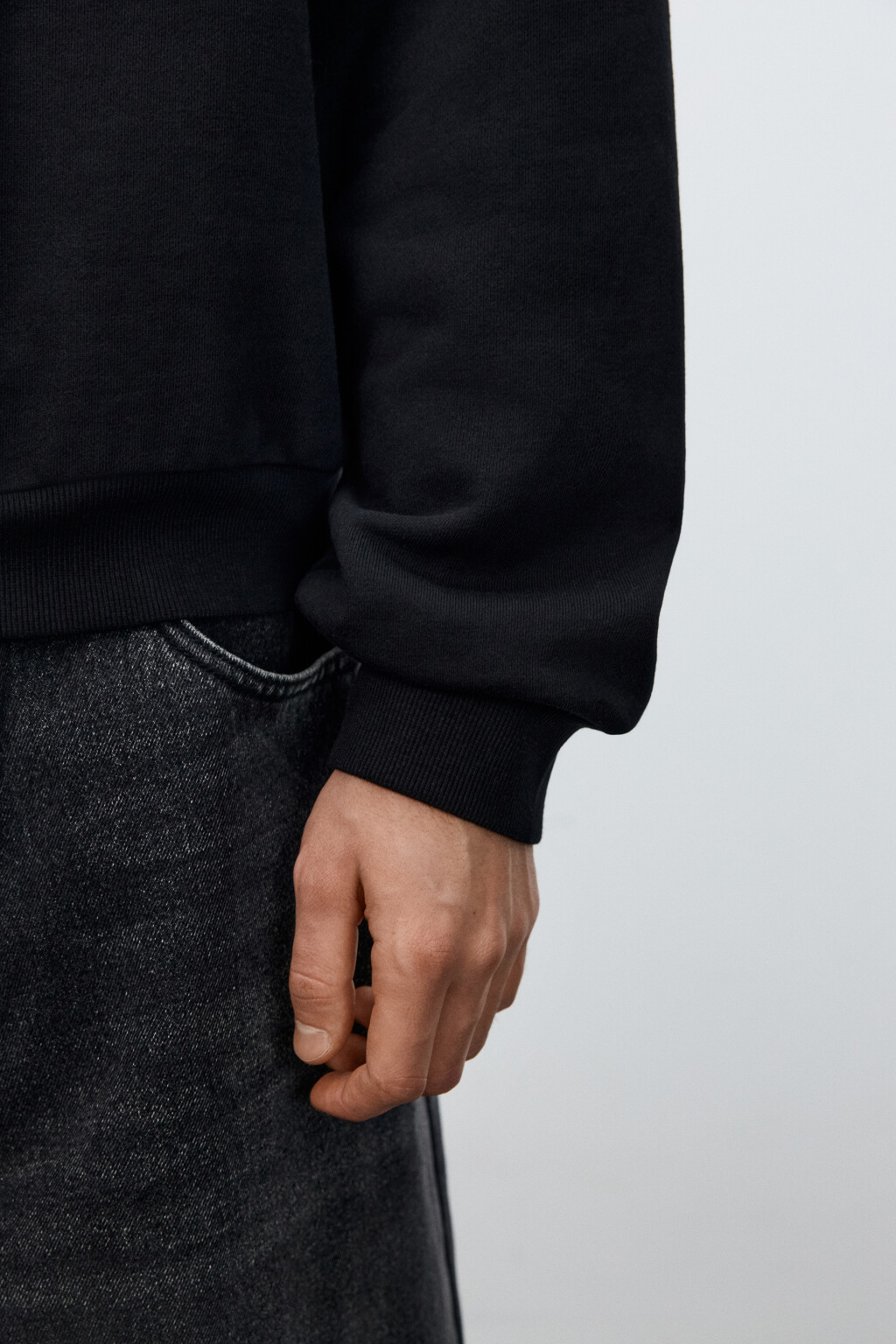 Худи из футера с молнией на груди - цвет черный - 7