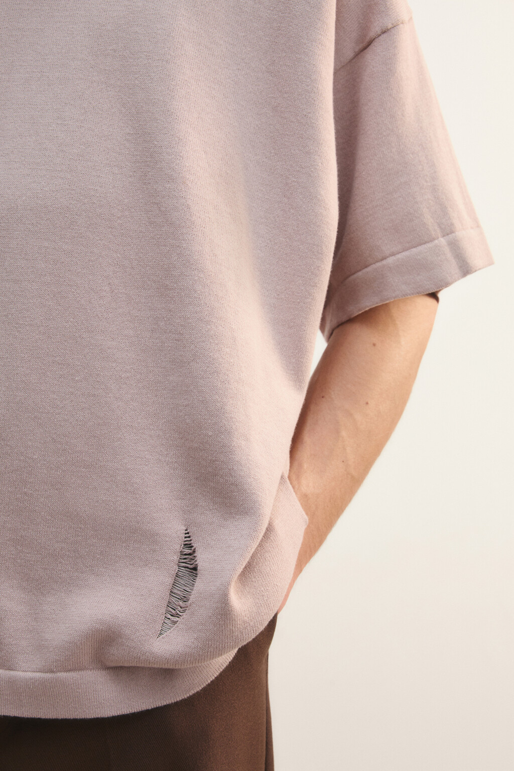 Футболка хлопковая рваная - цвет розовый - 7
