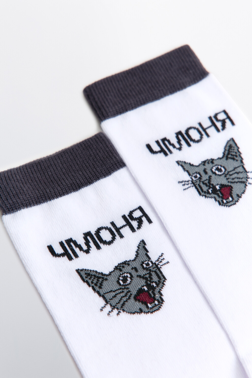 Носки с вышивкой и контрастными вставками - цвет черный - 2