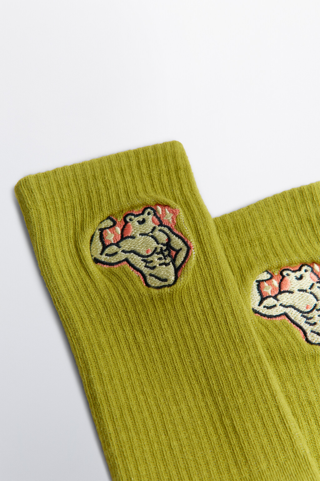 Носки высокие в рубчик с вышивкой - цвет зеленый - 2