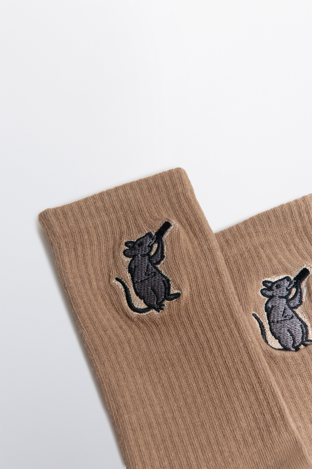 Носки высокие в рубчик с вышивкой - цвет бежевый - 2