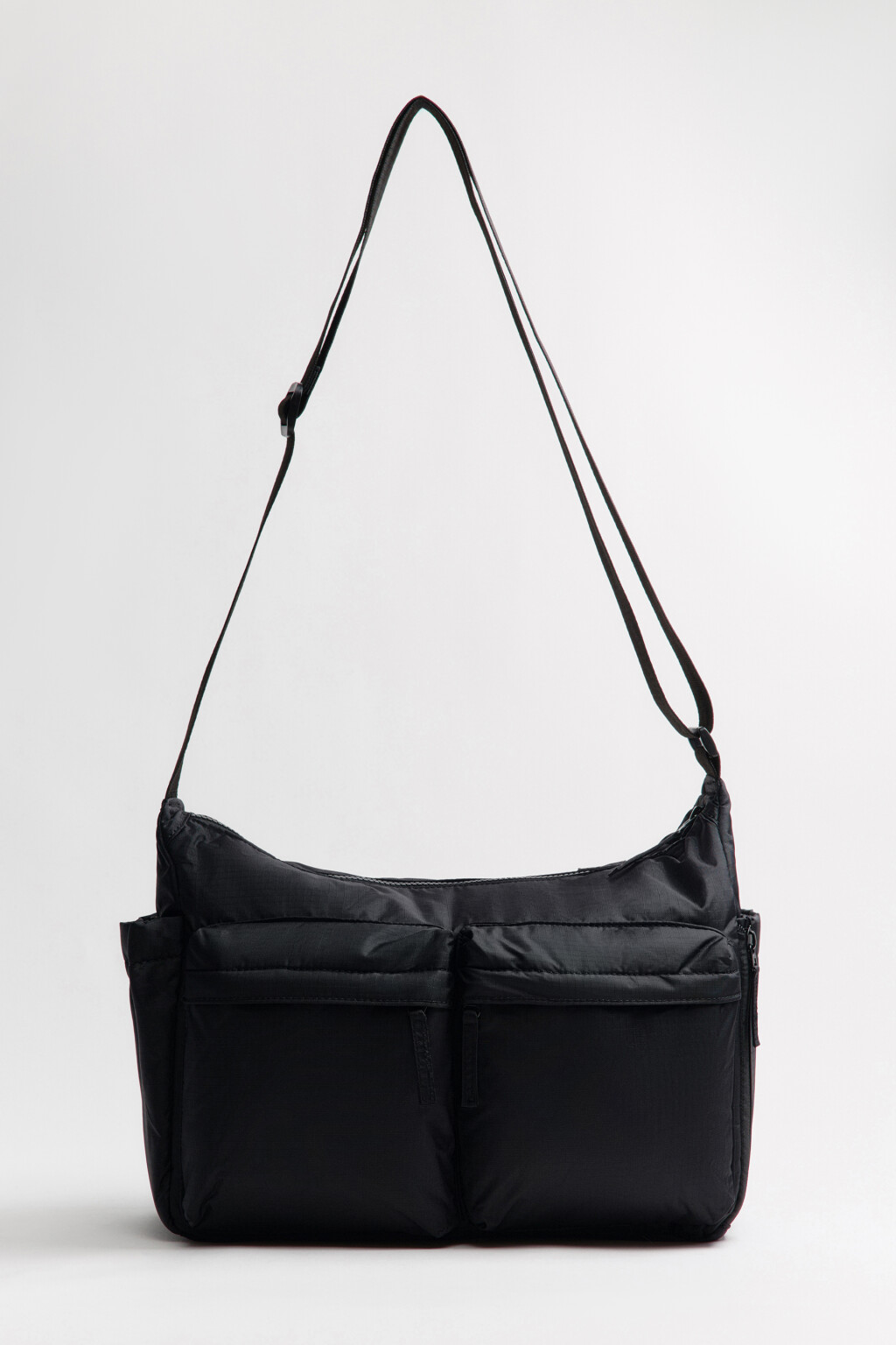 Сумка-кроссбоди с наружными карманами - цвет черный - 2