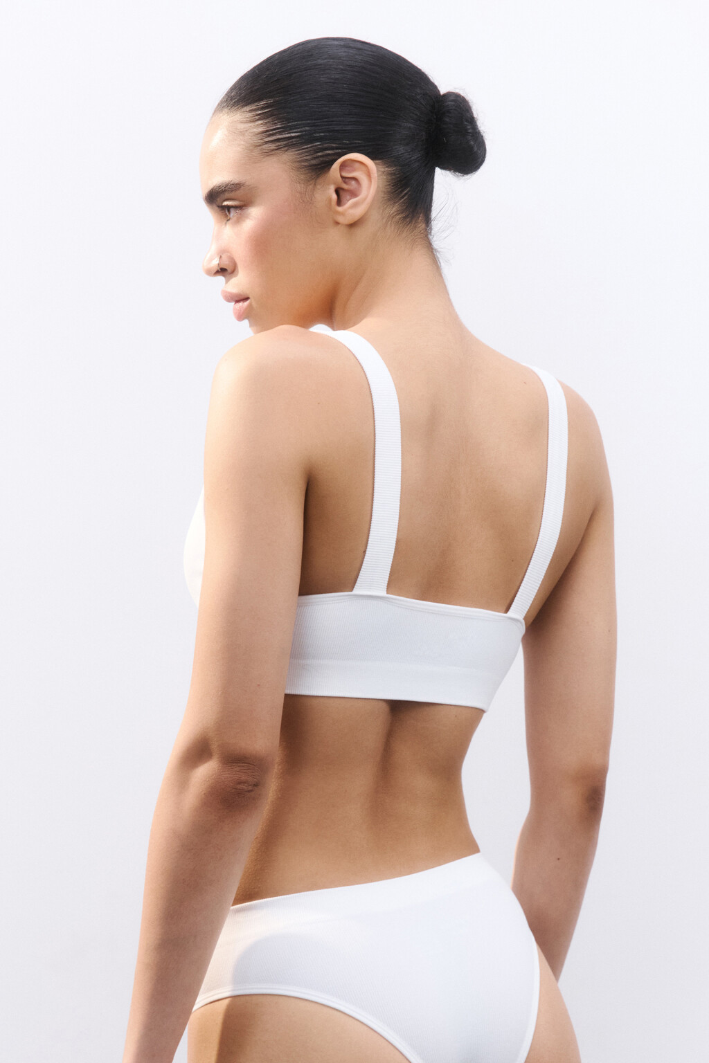 Бюстгальтер-бра в рубчик - цвет белый - 3